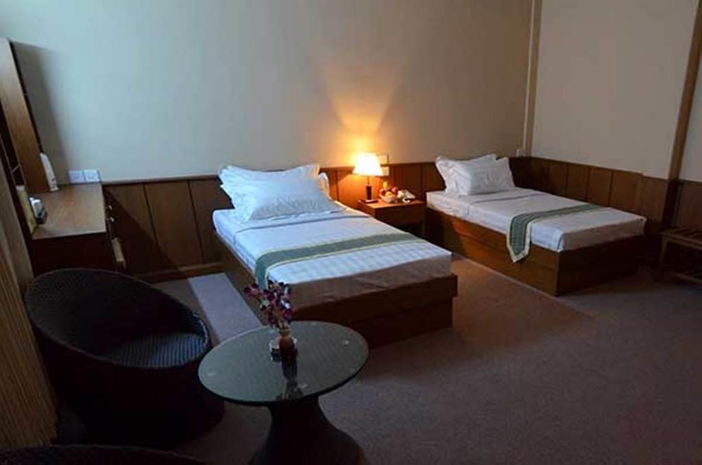 Kyi Tin Hotel مانديلاي المظهر الخارجي الصورة