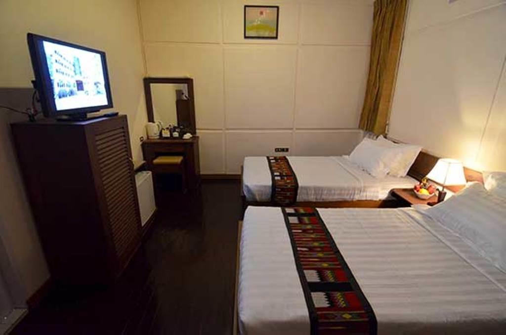 Kyi Tin Hotel مانديلاي المظهر الخارجي الصورة
