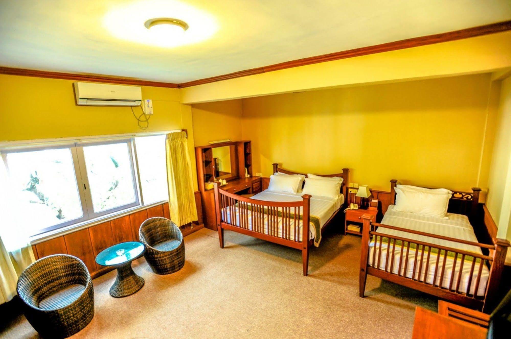 Kyi Tin Hotel مانديلاي المظهر الخارجي الصورة
