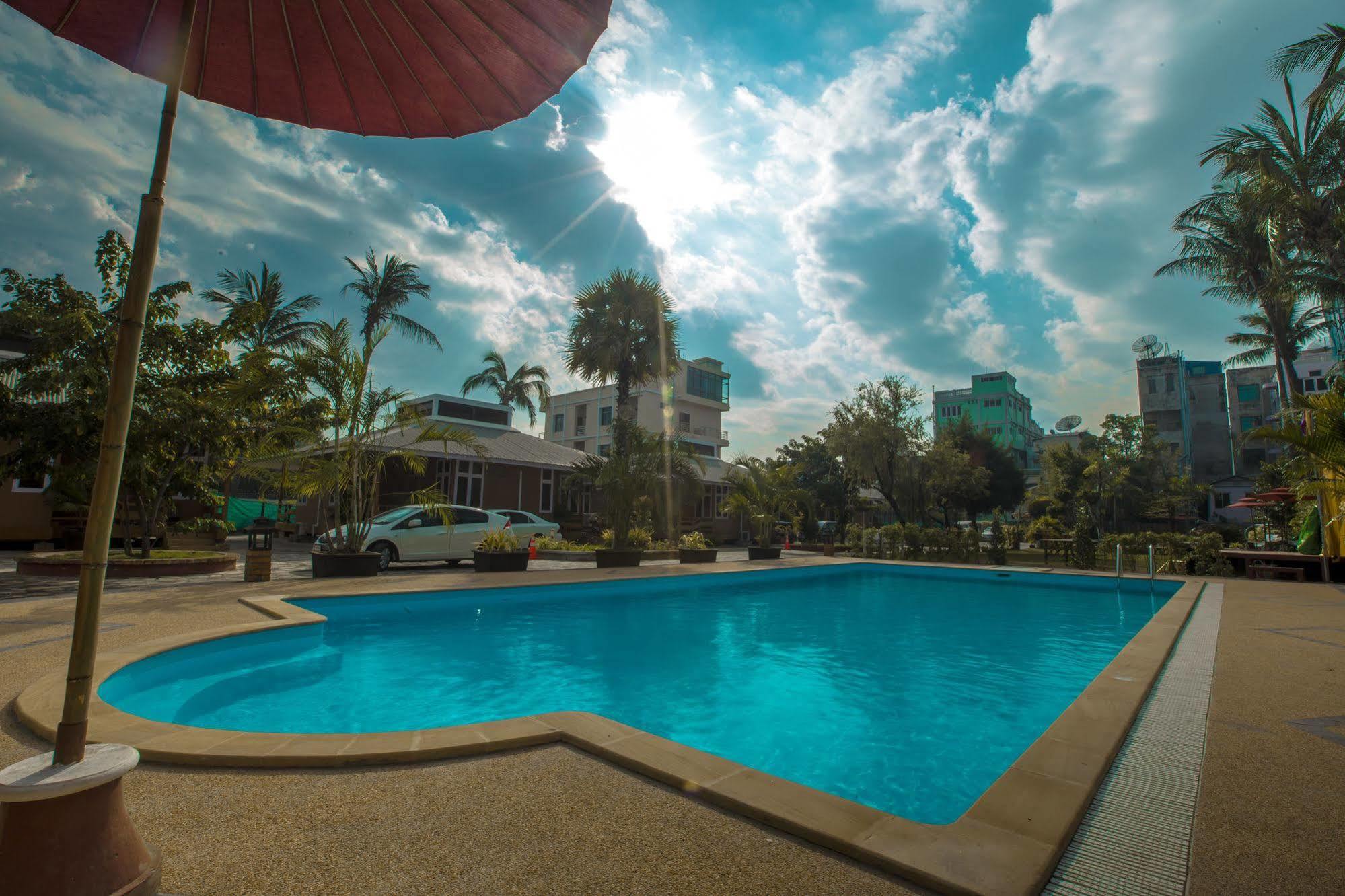 Kyi Tin Hotel مانديلاي المظهر الخارجي الصورة